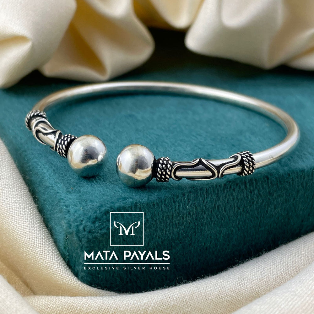 Vintage Oxidised Kada