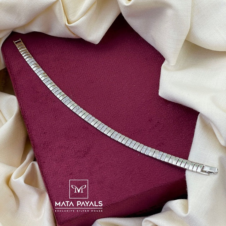 Ravishing Silver Rhodium Bracelet