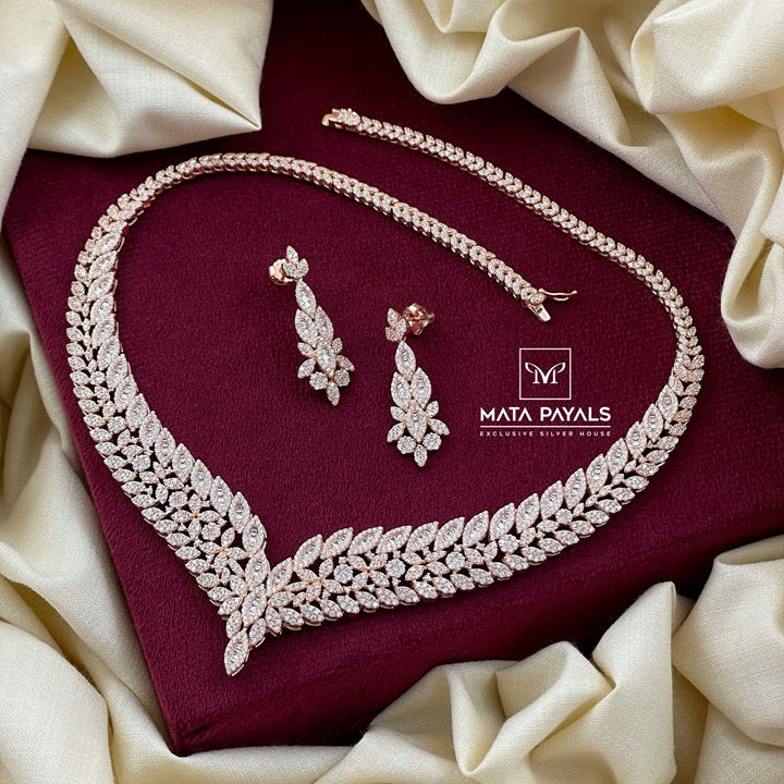 Exclusive Party Wear Necklace
