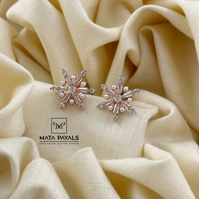 Extraordinary Rose Gold Stud