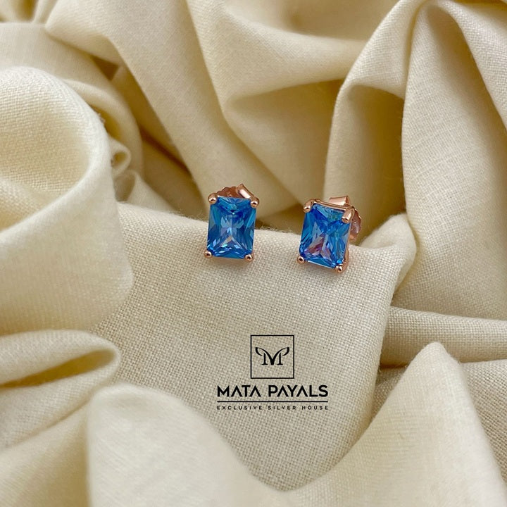 Excellent Zircon Stud