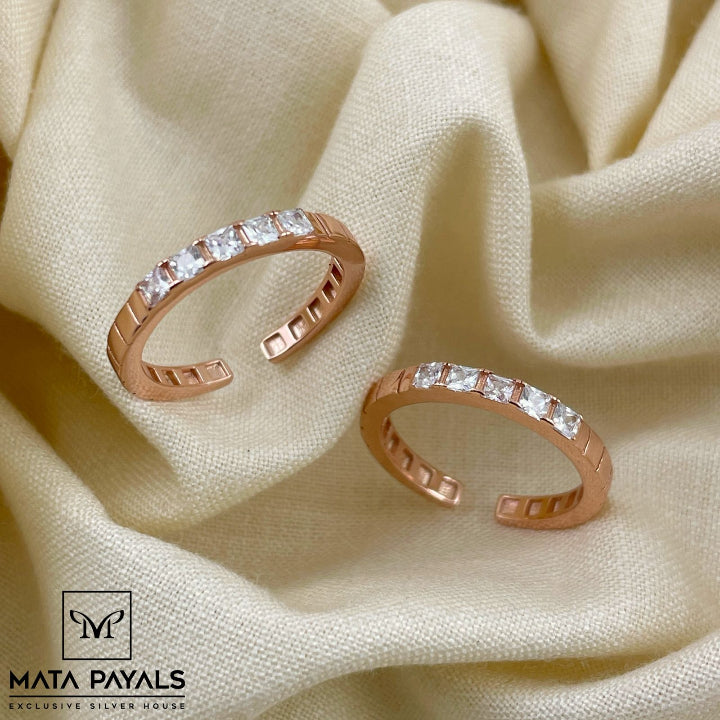 Classic Rose Gold Toe Ring