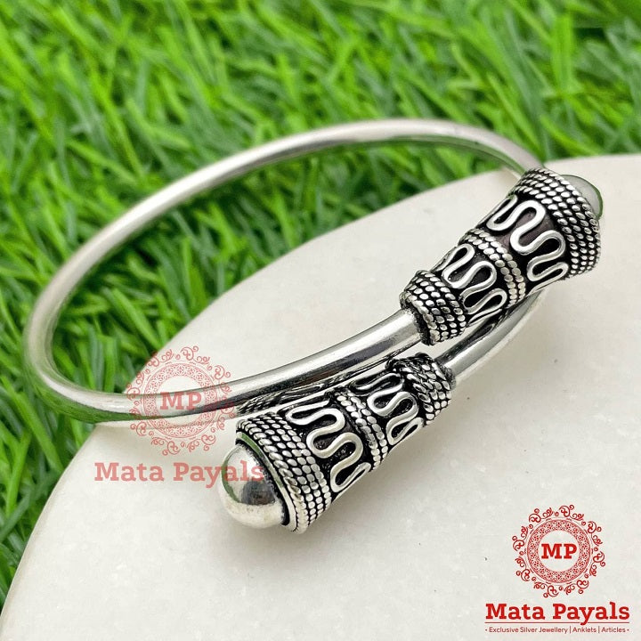 Artistic Oxidised Kada