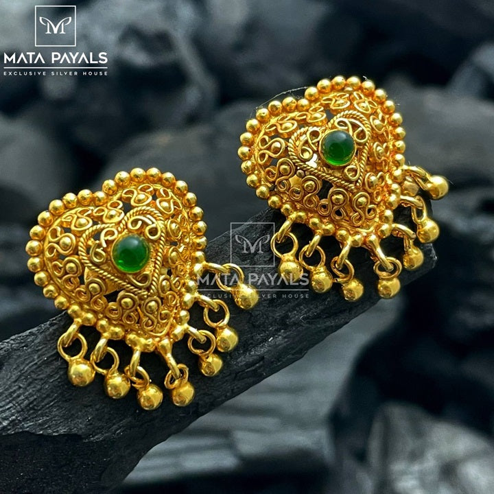 Astonishing Heart Gold Plated Stud