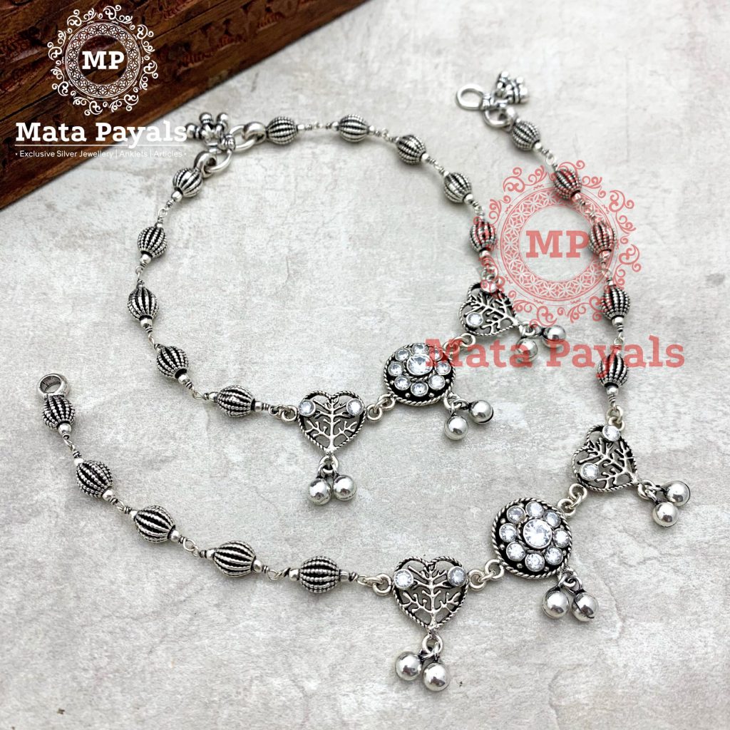 Beaded Leafy Floral Oxidised Anklet