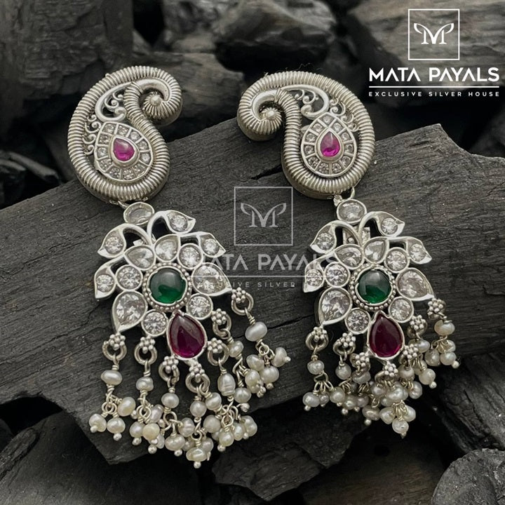 Beauteous Oxidised Earing