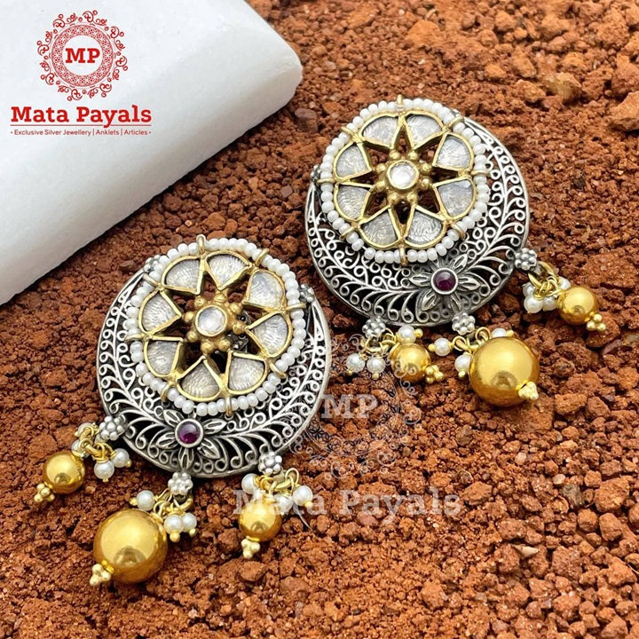 Beautiful Floral Two Tone Chandbali