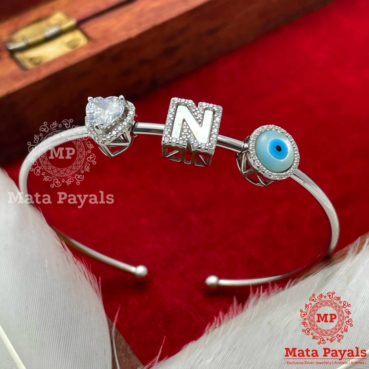 Charismatic ‘N’ Letter Silver Kada
