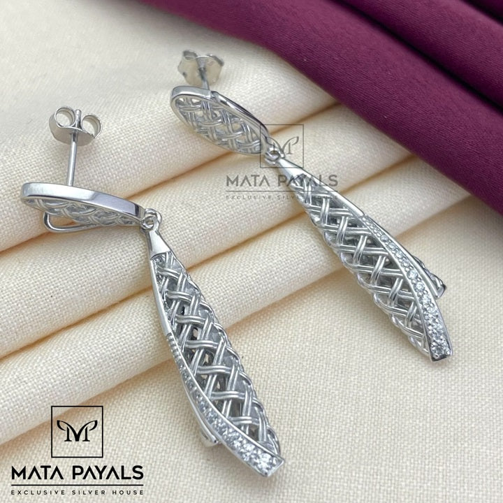 Charismatic Zircon Earrings