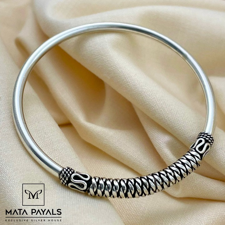 Classic Oxidised Women’s Kada