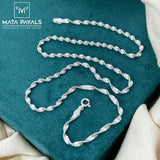 Twisted Neckchain