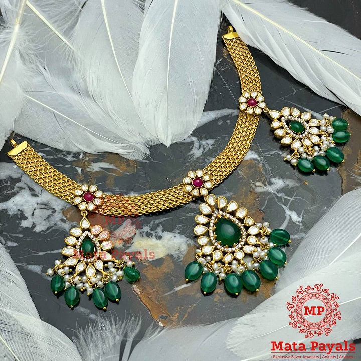Dazzling Chatai Kundan Gold Plated Necklace