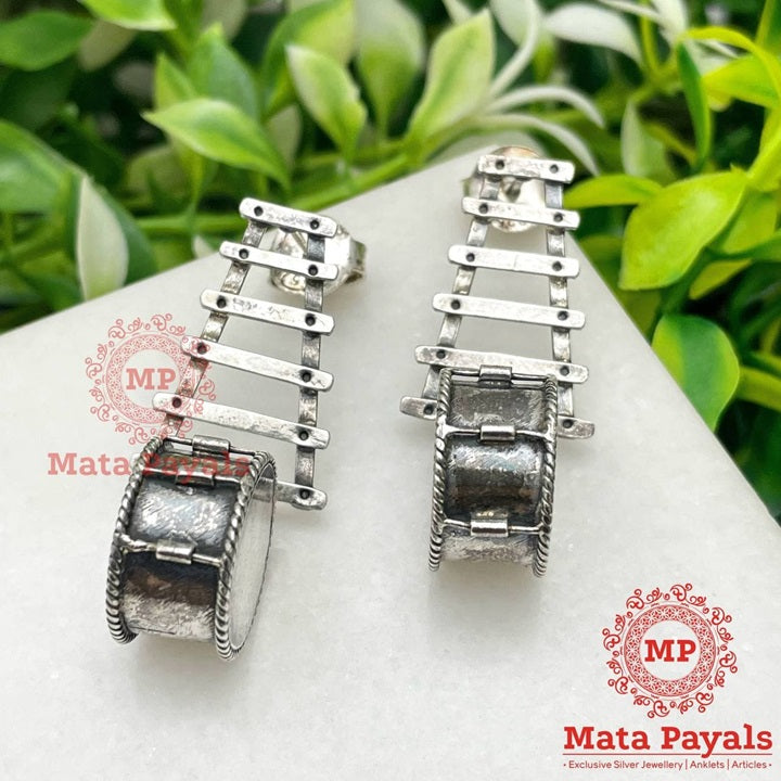 Drum Designed Oxidised Earring