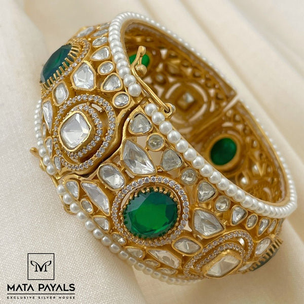 Dynamic Moissanite Kada