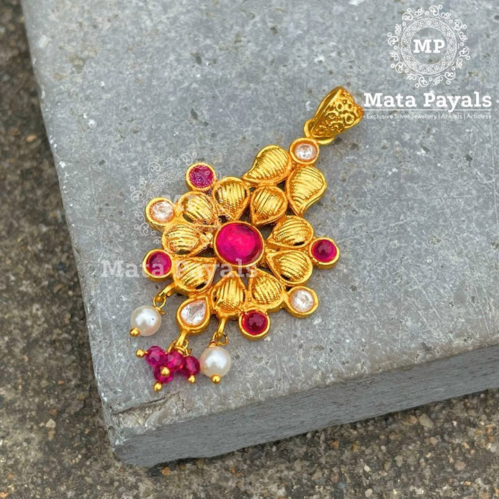 Elegance Floral Gold Plated Pendant