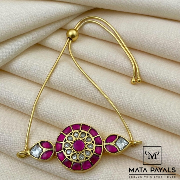 Elegant Kundan Gold Plated Bracelet