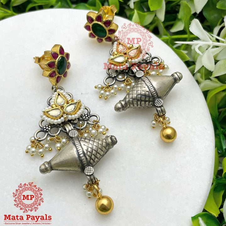 Fabulous Floral Chatai Oxidised eARING