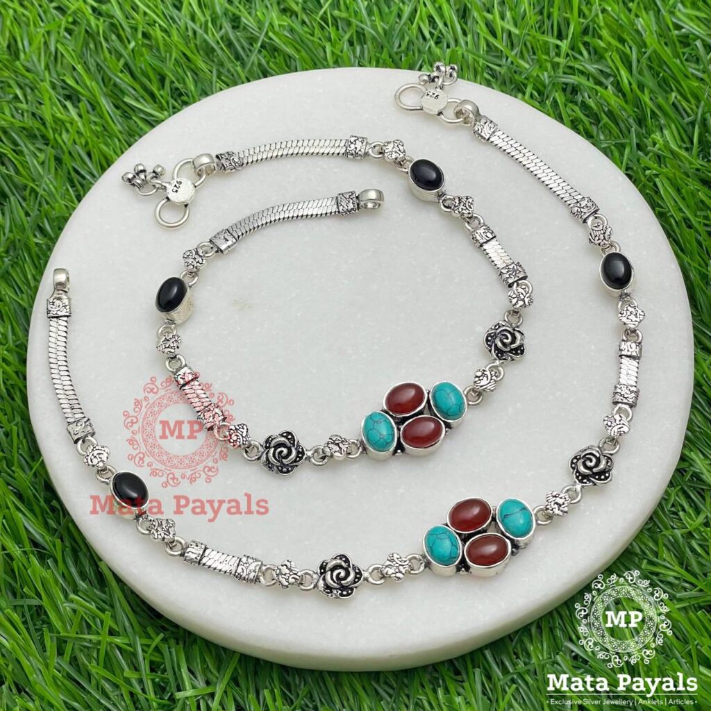 Gleaming Oxidised Anklet