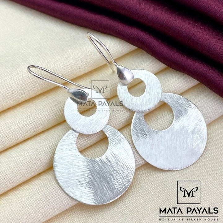 Gleaming Silver Hanging