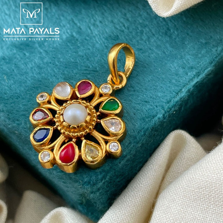 Precious Gold polish Pendant