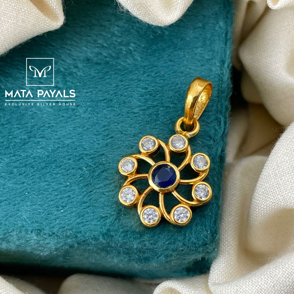 Tiny Majestic Pendant