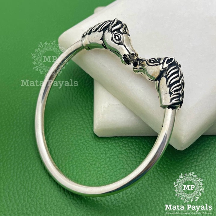 Horse Carved Silver Plain Kada