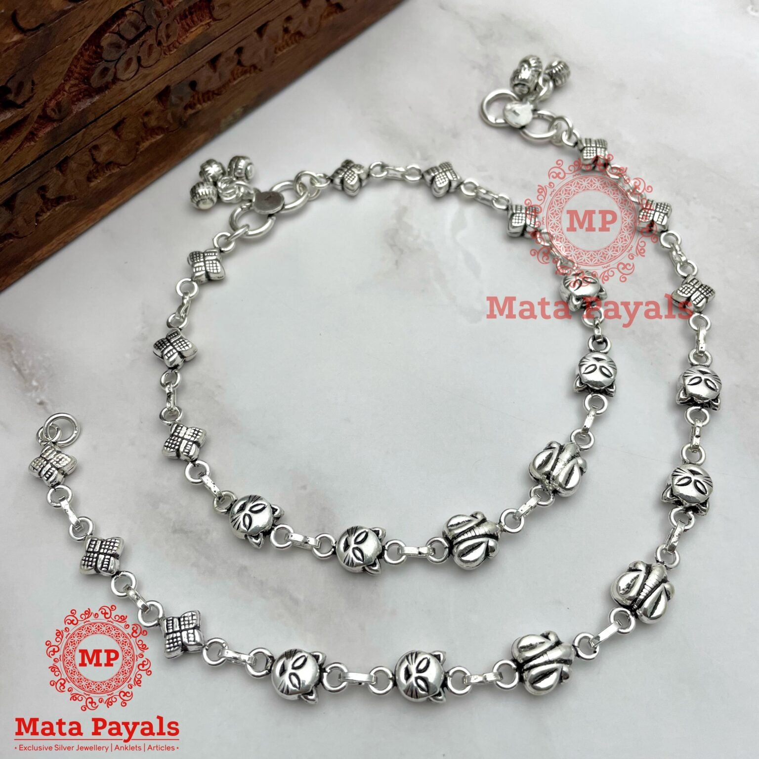Kitty Oxidised Beaded Anklet