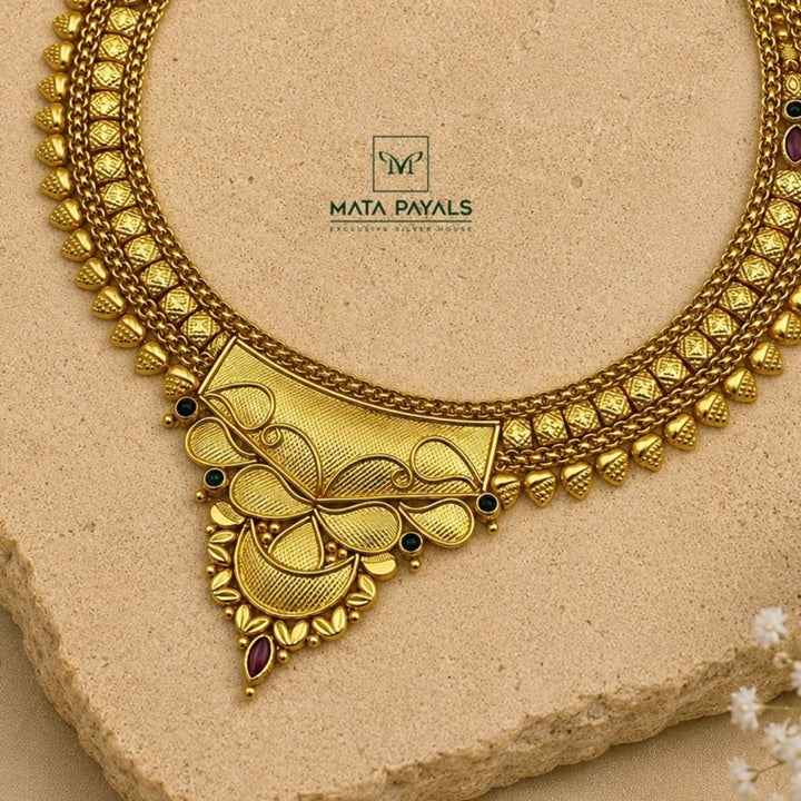 Simple Gold Design Necklace