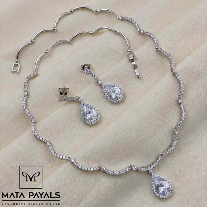 Magnificent Zircon Party Wear Necklace Set
