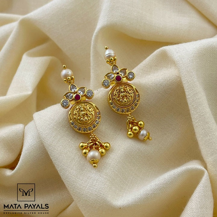 Lakshmi Gold Polish Stud
