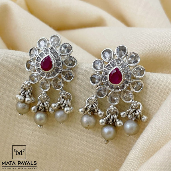 Enchanting Silver Stud