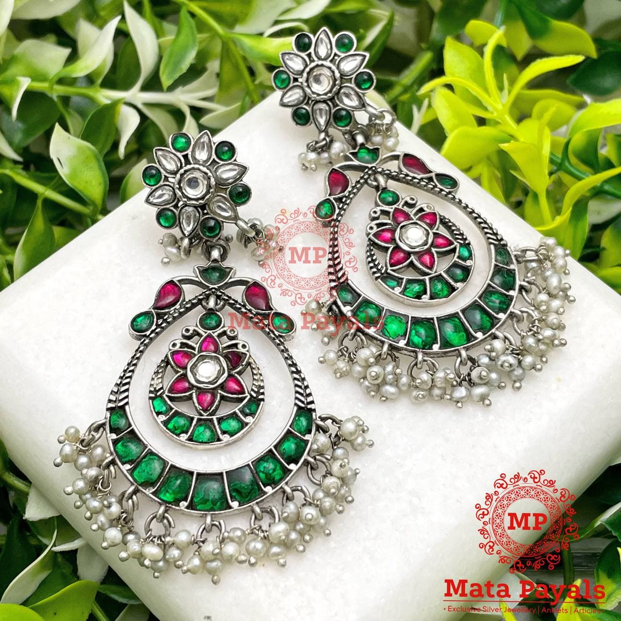Mandala Green Kundan Chandbali
