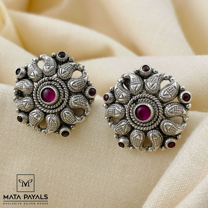 Statement Oxidised Stud