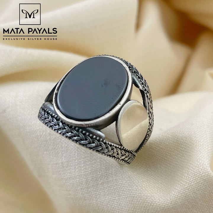 Black Oval Stone Ring