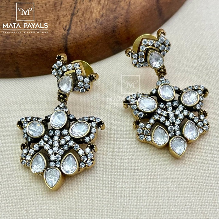 Mesmeric Moissanite Earing