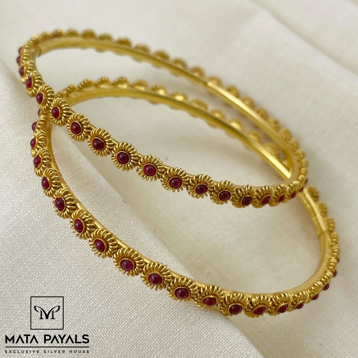 Impressive Simple Kemp Bangles