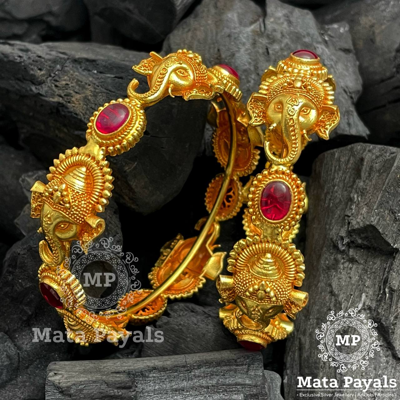 Mind Blowing Shri Ganesh Silver Gold Plated Bangle