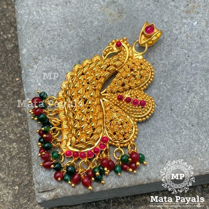 Morni Red And Green Pendant