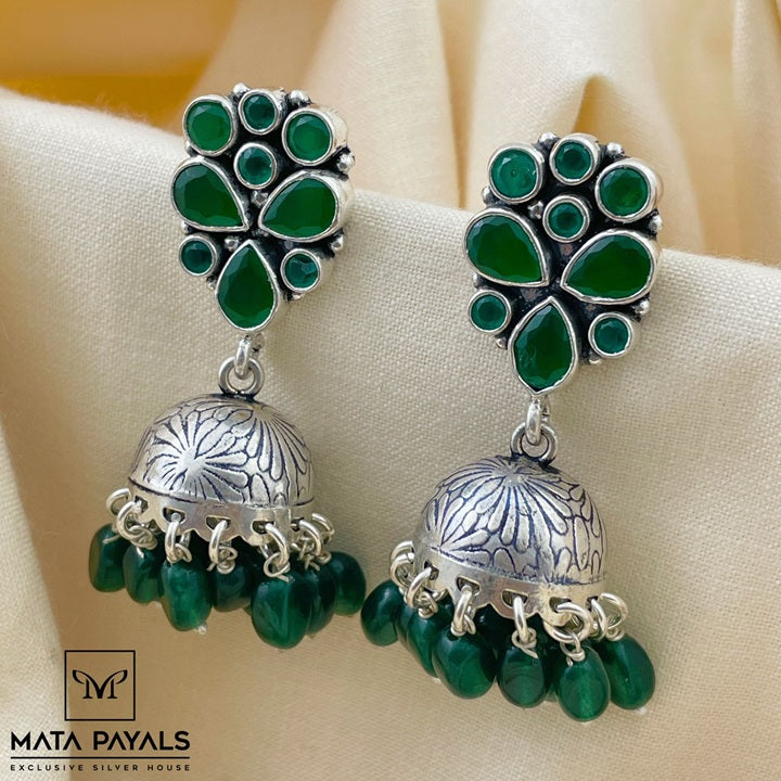 Attractive Jumka