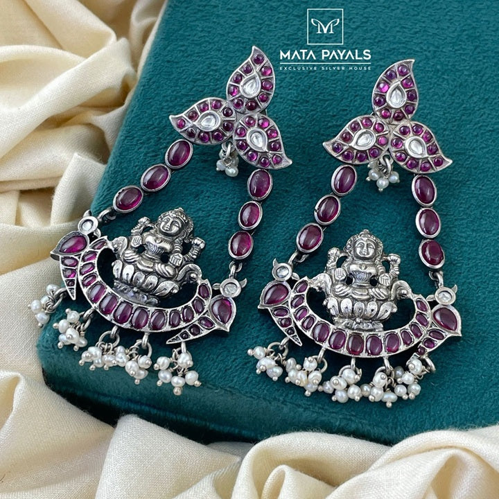 Divine Lakshmi Kemp Oxidised Earring