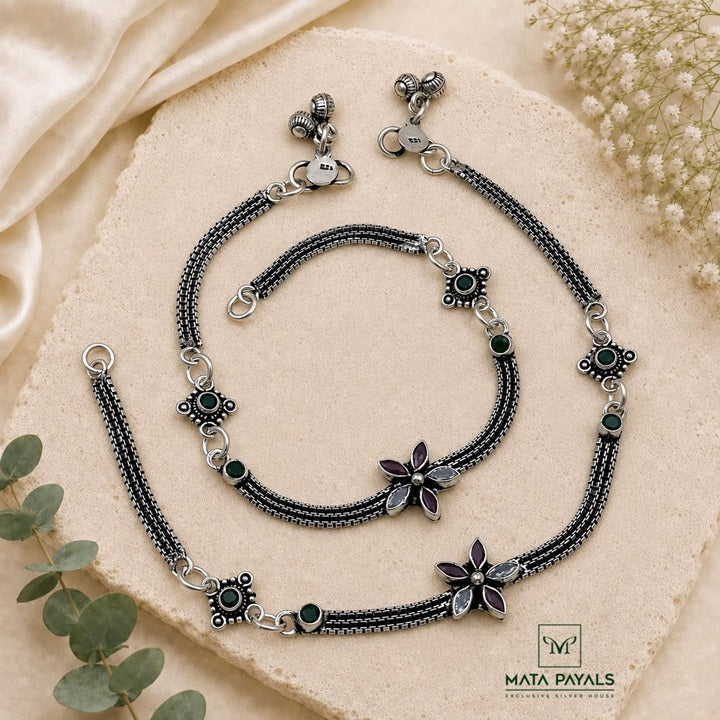 Fabulous Floral Anklet