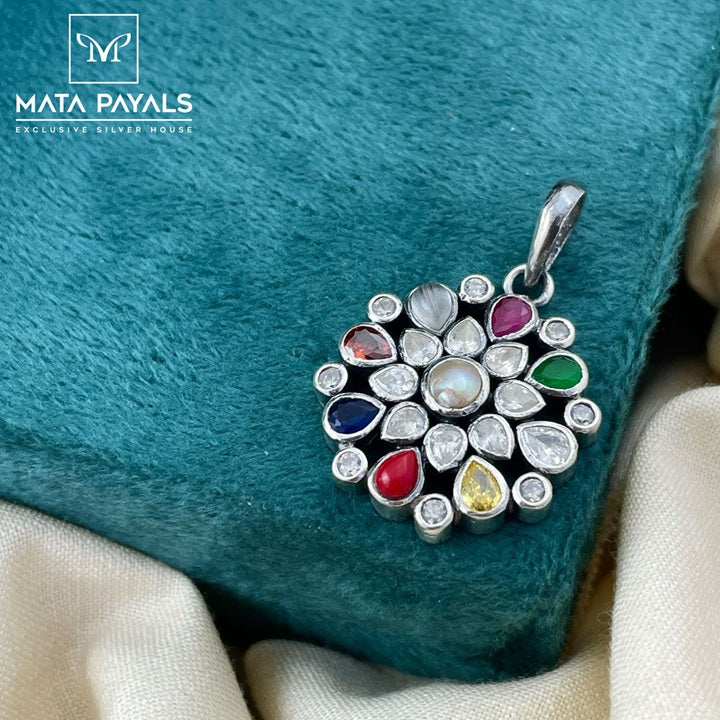 Eye Catchy Pendant