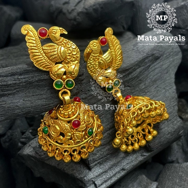 Phenomenal Gold Plated Traditional Jhumka