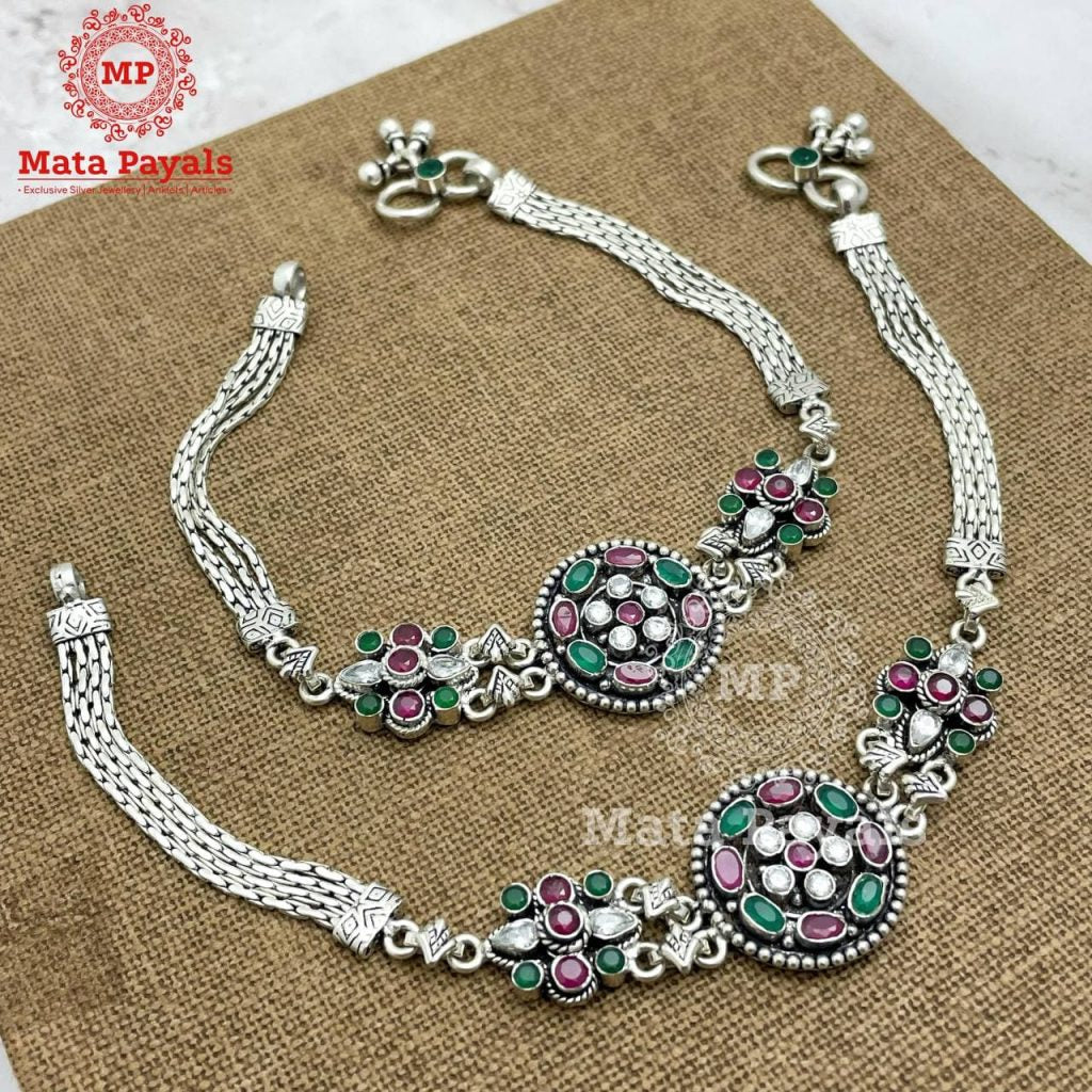 Red & Green Floral Patti Oxidised Anklet