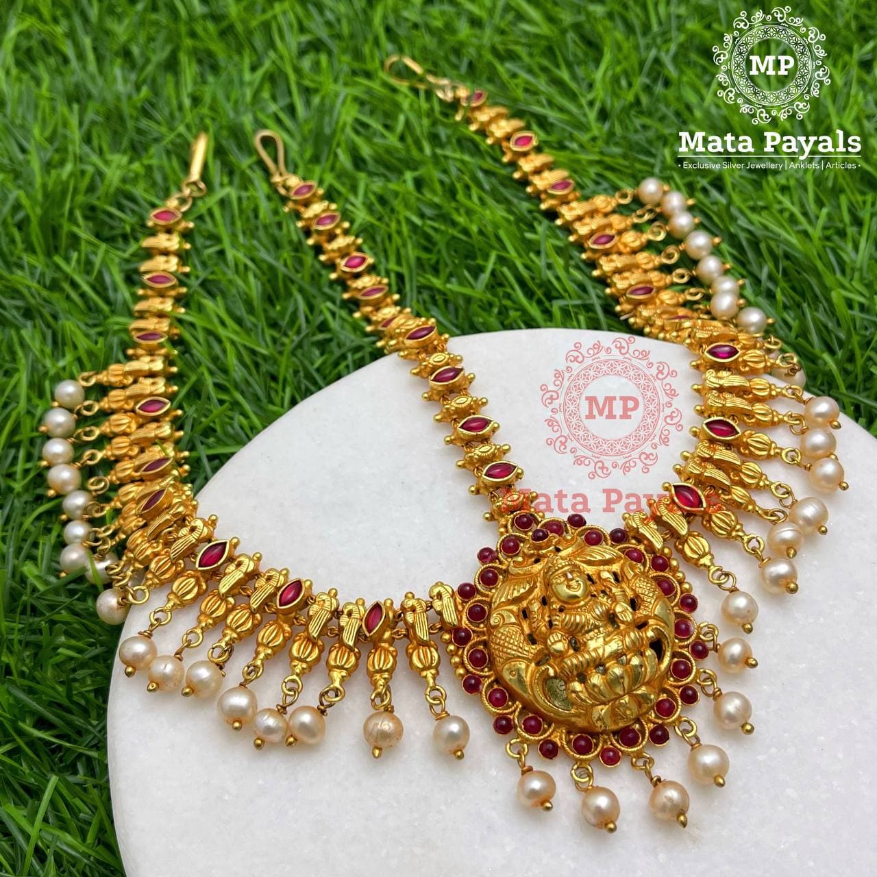 Royal Devi Lakshmi Three Layered Mangtika