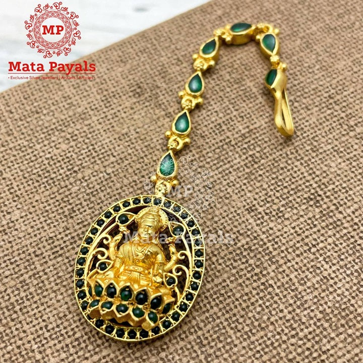 Striking Devi Lakshmi Green Mangtika