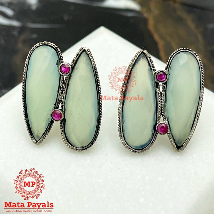 Stunning Silver Oxidised Stud