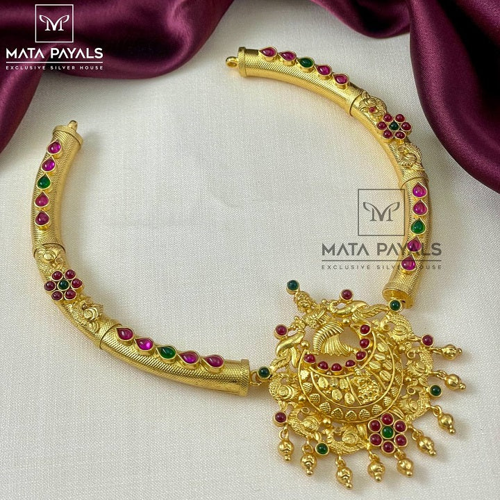Traditional Gold Plated Stiff Necklace
