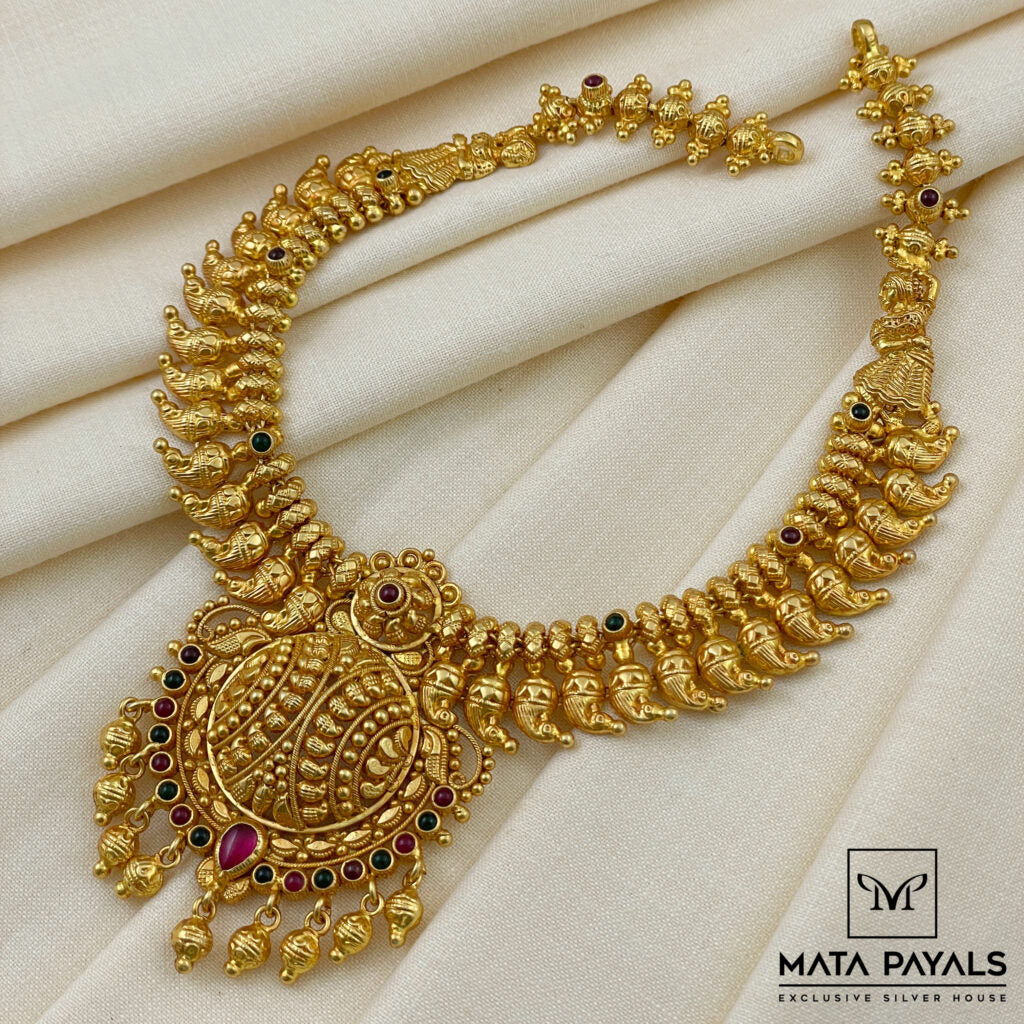 Traditional Kemp Necklace
