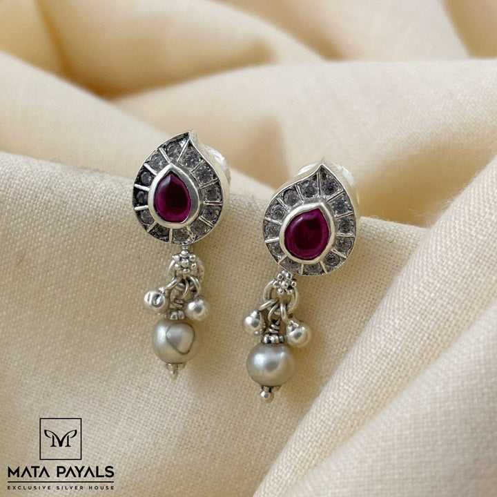 Exclusive Oxidised Stud